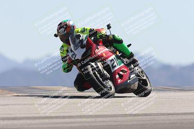 media/Oct-13-2025-Moto Forza (Mon) [[a66d839500]]/3-B Group/Session 4 (Turn 9)/